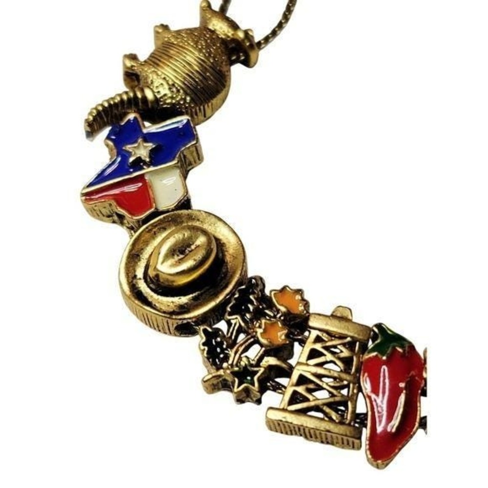 Vintage Texas Charm Bracelet Gold Cowboy Hat Armadillo Slide Bracelet Western - Picture 2 of 7
